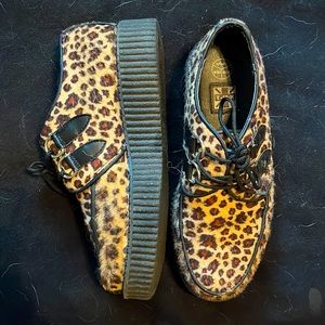 TUK Furry Leopard Creepers